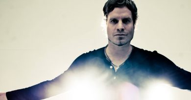 Arno Carstens