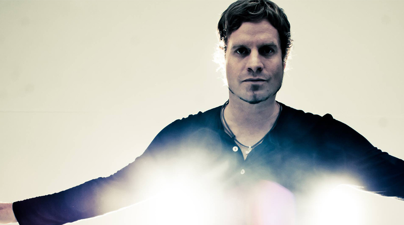 Arno Carstens